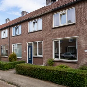 housePhoto