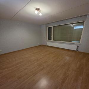 housePhoto