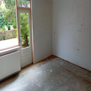 housePhoto